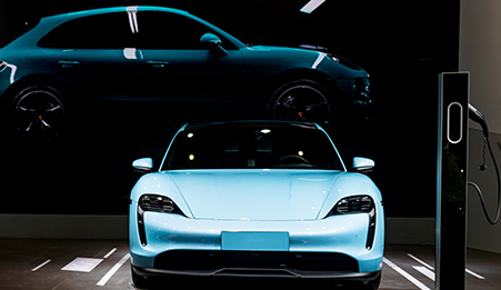 EV牵引逆变器用Si和SiC器件的对比分析